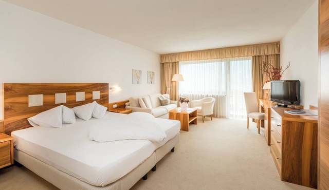 Residence Mathilda in the Vinschgau apple orchard - Refined & simple