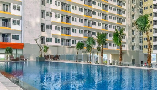 Restful Studio With City View At Royal Sentul Park Apartment