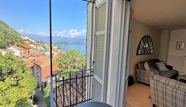 Riva House Colonno - Lake Como
