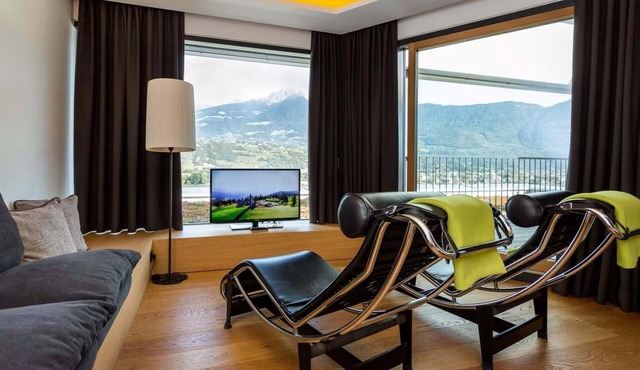 Room 'Pazeider Panorama Suite 405' with Mountain View, Wi-Fi and Air Conditioning