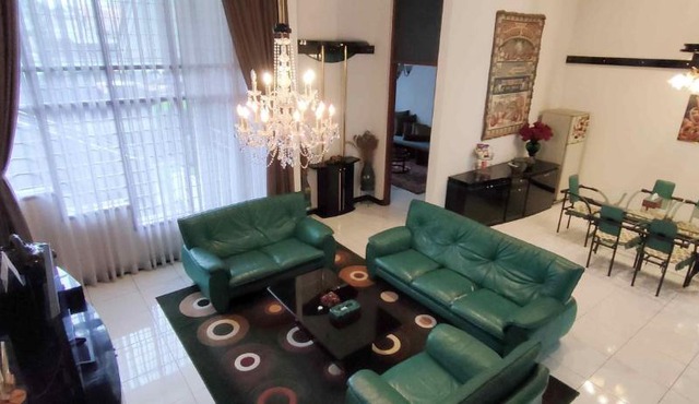 Rumah Oma Lembang for Family & Friends