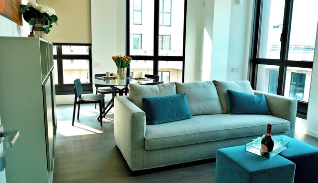 San Babila Central Tower by Rentopolis - High-end 1bdr with panoramic terrace overlooking Duomo