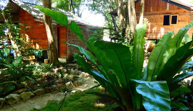 Santi Garden Bungalows