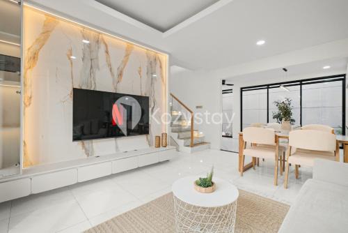 Saraya Villa by Kozystay - Kota Baru Parahyangan