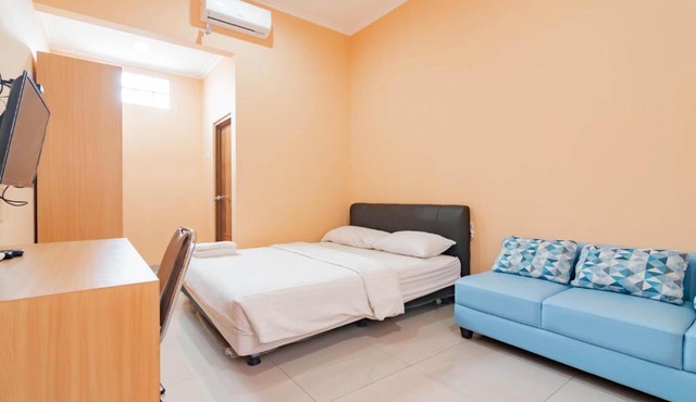 Shofy Guest House Mitra RedDoorz