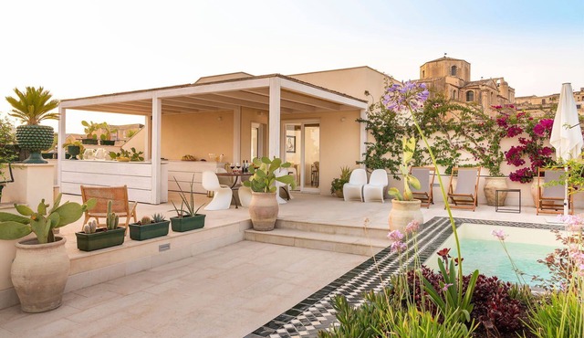 Sibilla with terrace and pool - My Rental Homes