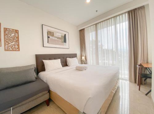 Signature Studio Apartment with Jacuzzi at Art Deco By Travelio