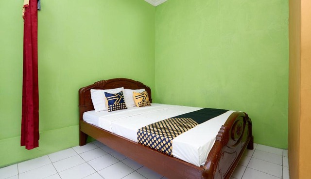 SPOT ON 2106 Homestay Flamboyan