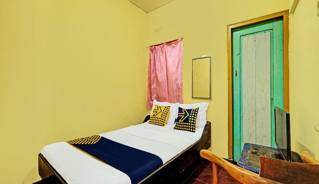 SPOT ON 92414 Hotel Pereng Sari