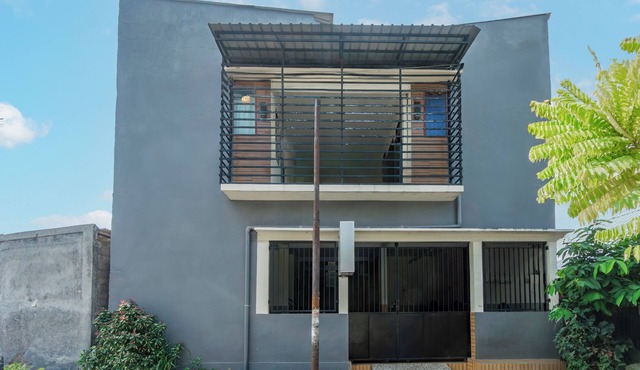 SPOT ON 93966 Dhiya Guest House Syariah