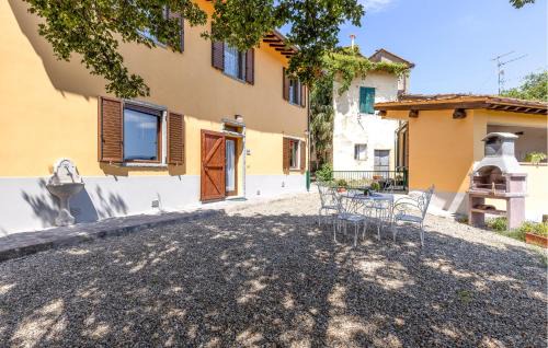 Stunning Home In Case Lori