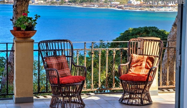 Stunning villa in Liberty style in Sferracavallo with direct access to the sea