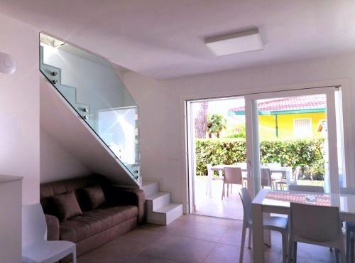 Stunning villa with private fenced garden and bbq