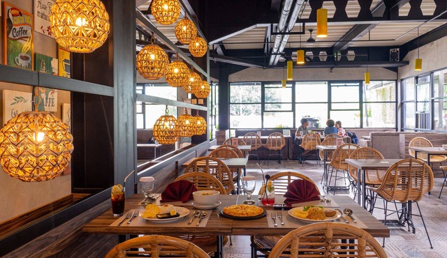 Summerville Hotel & Coffee Shop