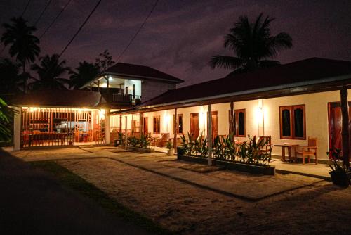 Suzi Beach House Mentawai
