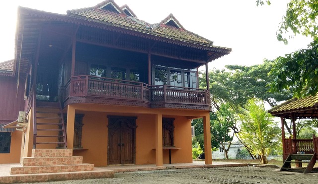 T-Rooms Homestay Bandara