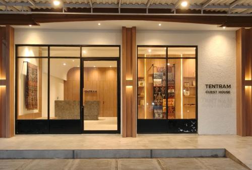 Tentram Guest House