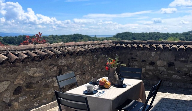 The cottage at Borgo Alba Charm in a historic courtyard
