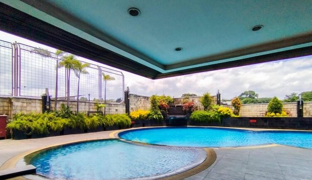The Signature 2BR at Grand Setiabudi Apartment By Travelio