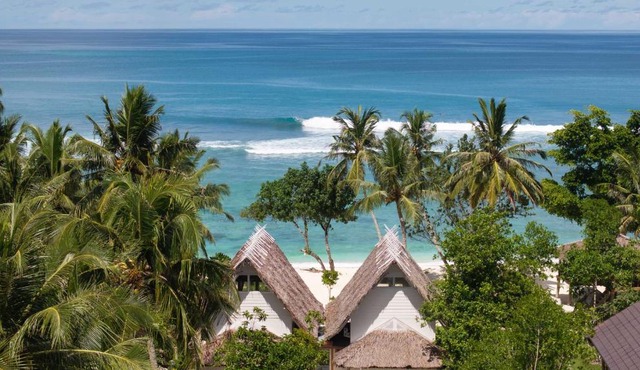 Tideline Villas Mentawai