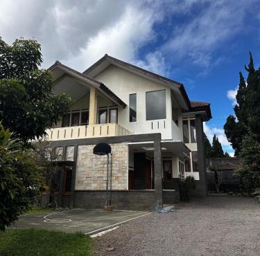 Tumaninah Villa
