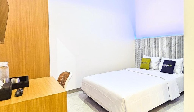 Urbanview MJ Hotel Syariah Cirebon by Reddoorz