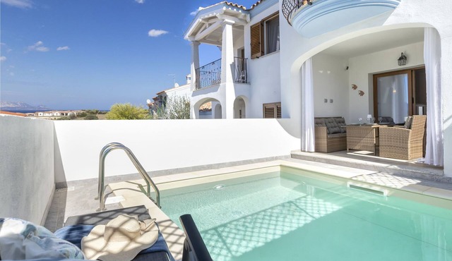 Victoria by Interhome