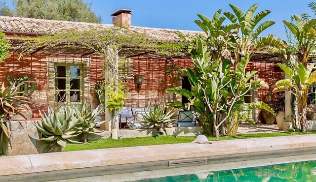 VILLA DEGLI OLIVI - Five Bedroom Villa, Sleeps 9