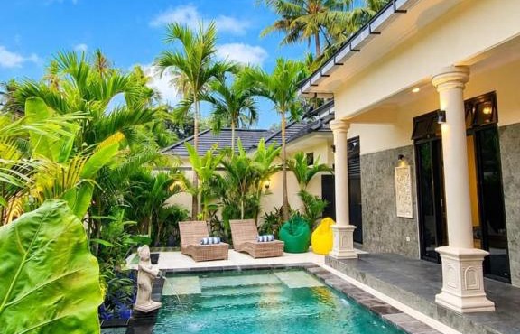 Villa Kupu-Kupu 2B, Lovina