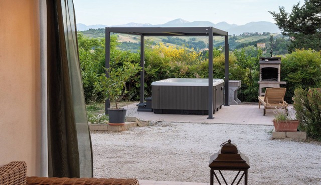 Villa Maline - Hidden in Nature, Jacuzzi & Sauna