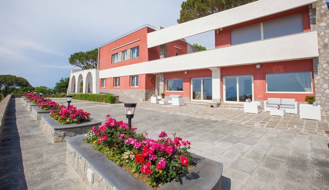 Villa Mariù, with private pool