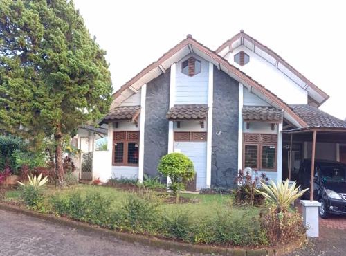 Villa Oma Bougenville 2