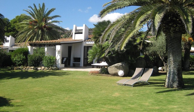 Villa 'Quattro' with Sea View, Wi-Fi and Air Conditioning