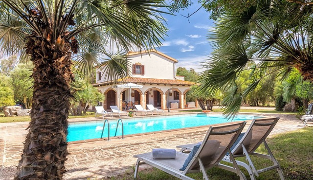 Villa Ulivo - An elegant residence, in the silence of the countryside