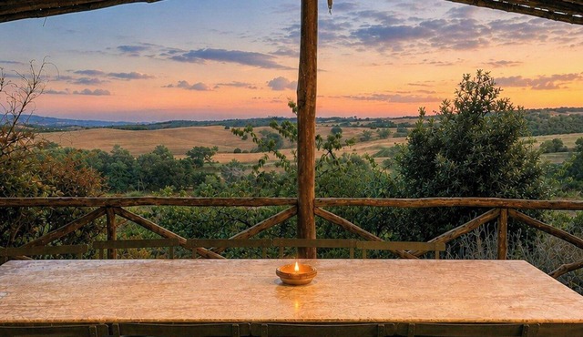 Villa with jacuzzi in the Cetona hills