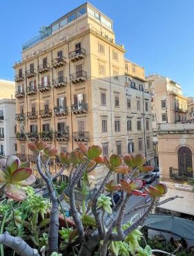 Villafranca33 - Politeama Centro Palermo