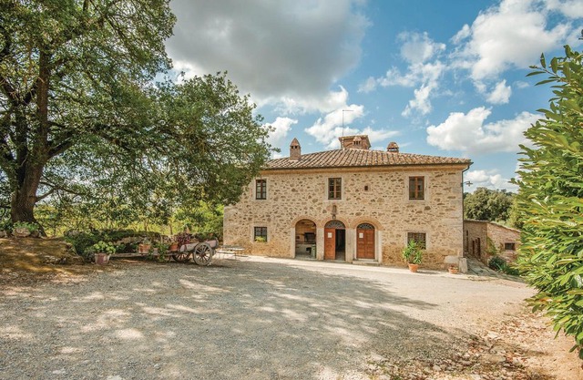 1 bedroom accommodation in Rapolano Terme SI