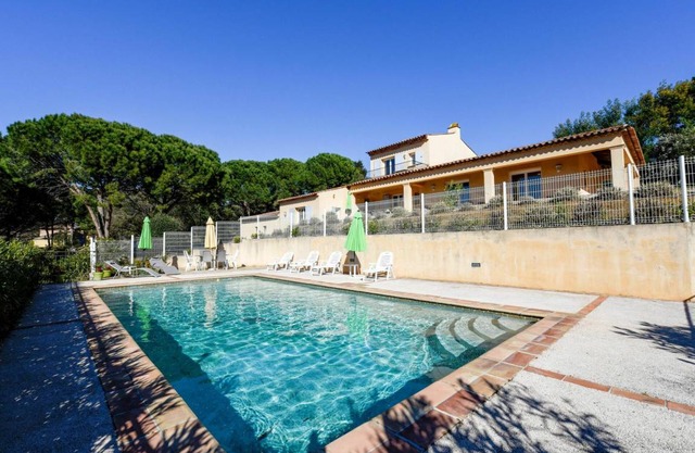200 m² Villa ∙ 3 bedrooms ∙ 6 guests