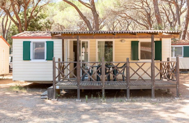 32 m² Bungalow ∙ 3 bedrooms ∙ 4 guests