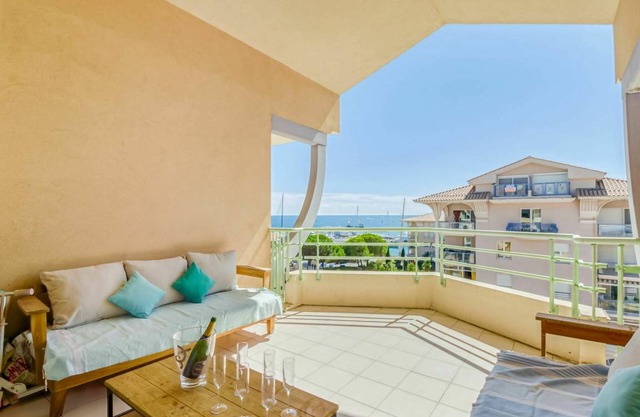91 m² Apartment ∙ 2 bedrooms ∙ 6 guests