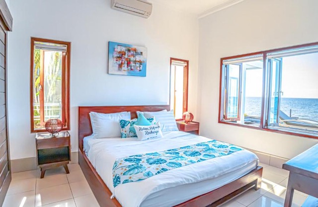 Air Sanih Beach Villa Br 