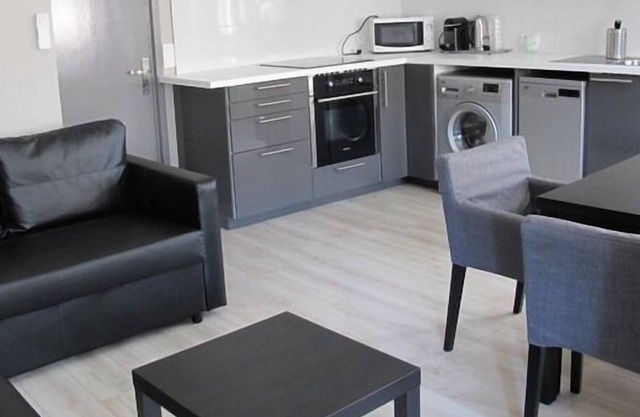 Apartment-Comfort-Private Bathroom-City View-Appartement 6