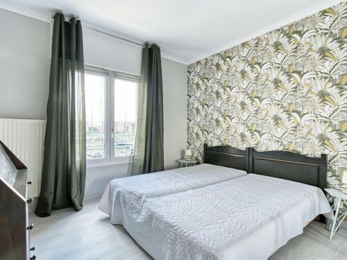 Apartment Les Cariatides in Fréjus - 4 persons, 1 bedrooms