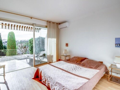 Apartment Les Hortensias in Cannes - 6 persons, 2 bedrooms