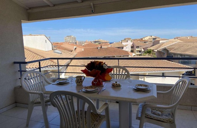 Appartement 2 pièces à Fréjus, proche commerces, thalasso, animaux admis - FR-1-226A-120