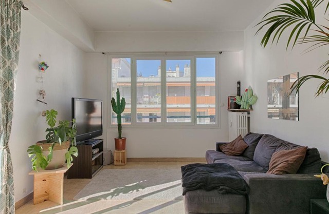 Bohemian Apartment Near Promenade des Anglais