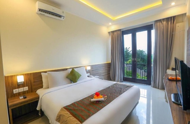 Comfy Room in A Small Resort Jimbaran, Close to Rockbar and Tegalwangi Beach