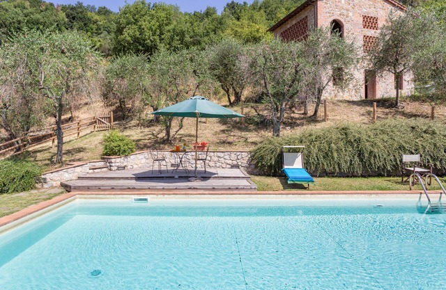 Country House/Farm House in Mastiano with 2 bedrooms sleeps 4