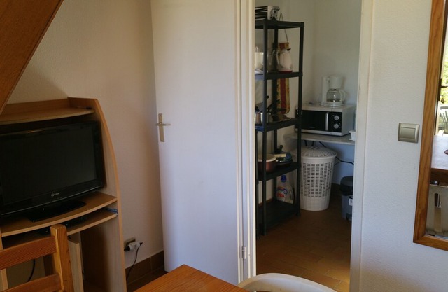 Family House 3 rooms Swimming pool Parking WIFI 2 kms Sea Villeneuve Loubet
