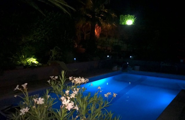 - Fréjus villa private pool 8 pers MAX.